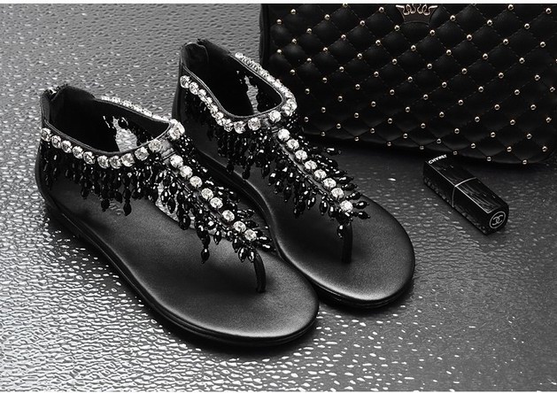 KOMANIC柯瑪妮克，同步全球時尚