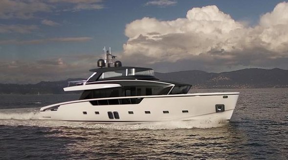 圣勞倫佐SX 88 飛橋動力艇將亮相2017戛納游艇節(jié)