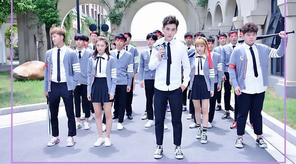 從前嫌棄的校服褲，現(xiàn)在卻成了火遍大江南北爆款？原來是你不會搭