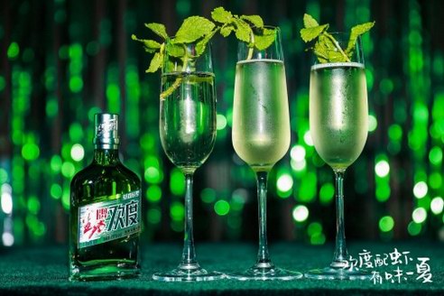 誰(shuí)說(shuō)吃蝦就要喝啤酒，輕型歡度酒與“蝦局”更搭