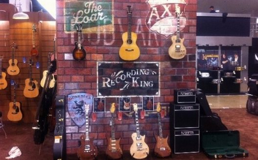 夏日時(shí)尚標(biāo)配：美國Johnson強(qiáng)聲吉他，彈唱今夏YES,OK！