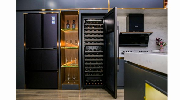 四國合力！為中國家庭建起“客廳酒窖”