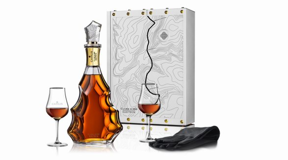 樽中珀影，時韻流光 卡慕甄選CUVEE 4.186 ELECTRUM琥珀金干邑全球315樽限量耀世