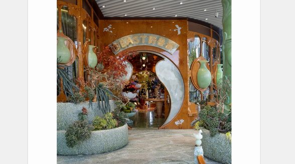 野獸派全新門店亮相前灘太古里：俯仰皆景，共賞四時之花