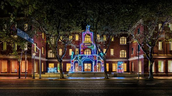 愛馬仕誠邀法國藝術(shù)家 Delphine Dénéréaz 女士為上?！皭垴R仕之家”打造冬季主題櫥窗